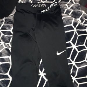 nike pro leggings!!